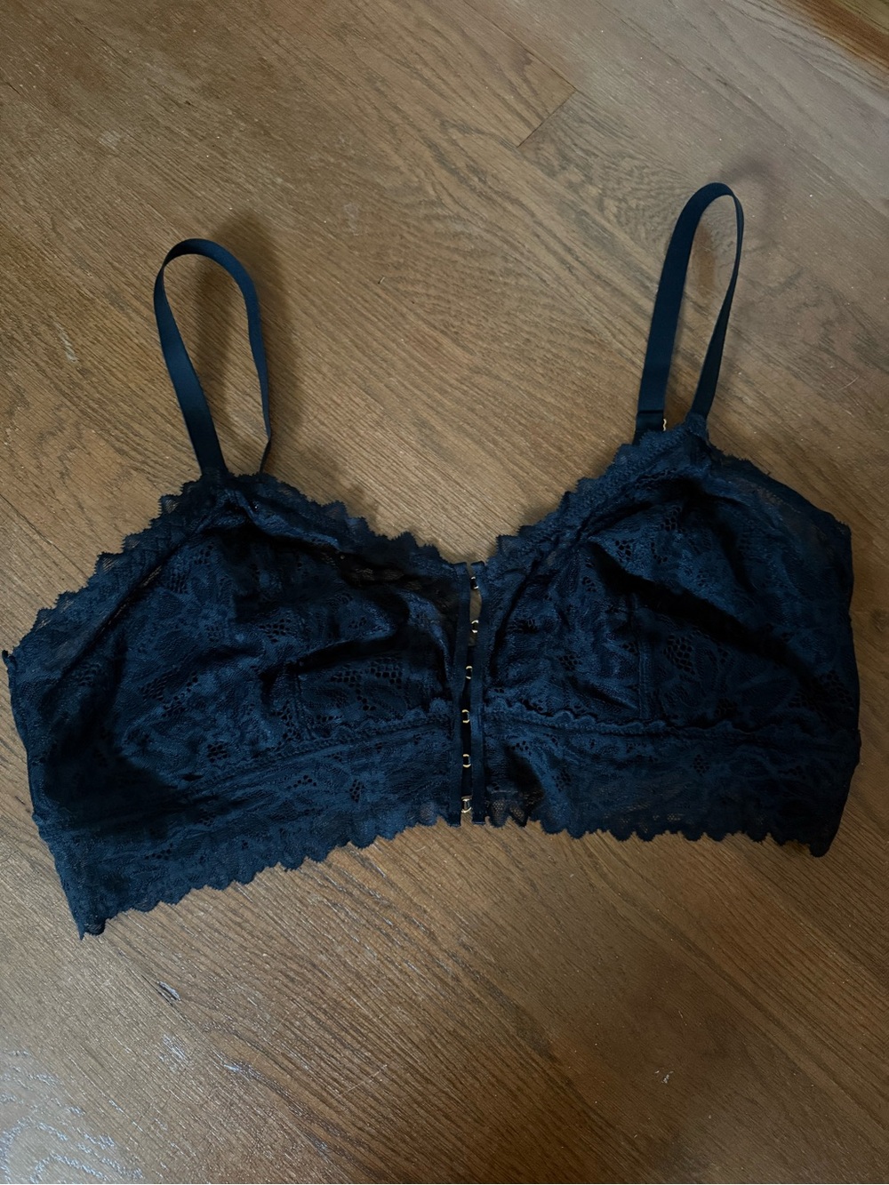 aerie Black Lace Front-Hook Bralette